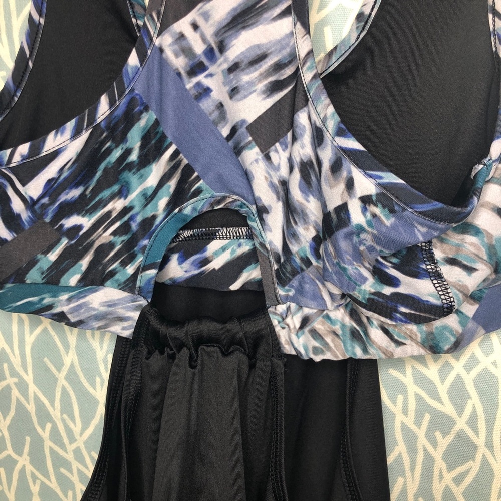 Mono B Built in Bra Racerback Athletic Top. - Picture 6 of 7